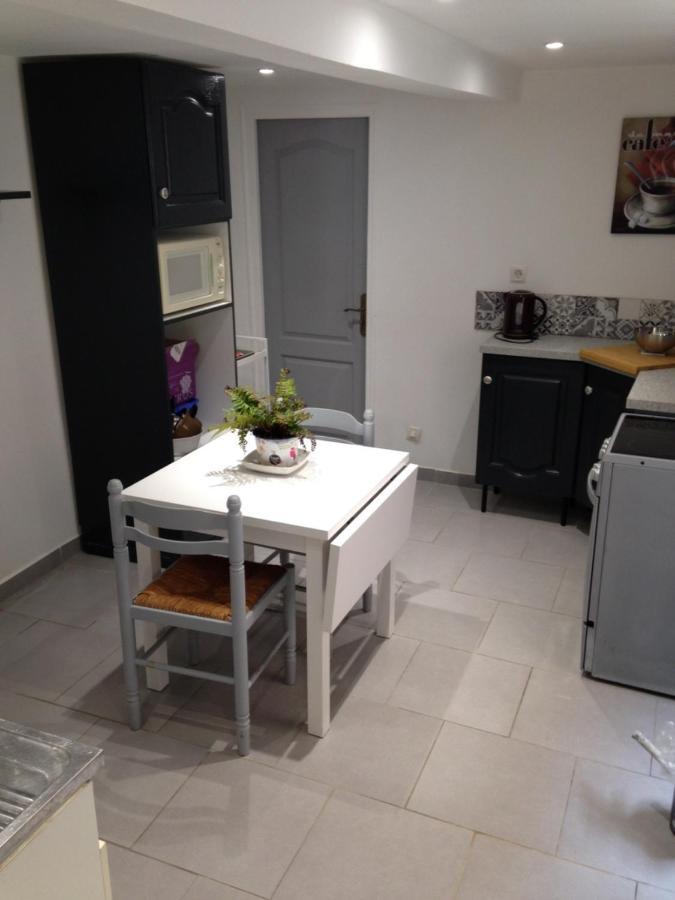 Maison De Centre Ville 6 Personnes Precigne Exterior photo